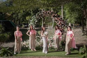 ชุดไทยเจ้าสาว ชุดไทยจักรพรรดิ์ เช่าที่แบมบี้ เวดดิ้ง ห้วยขวาง